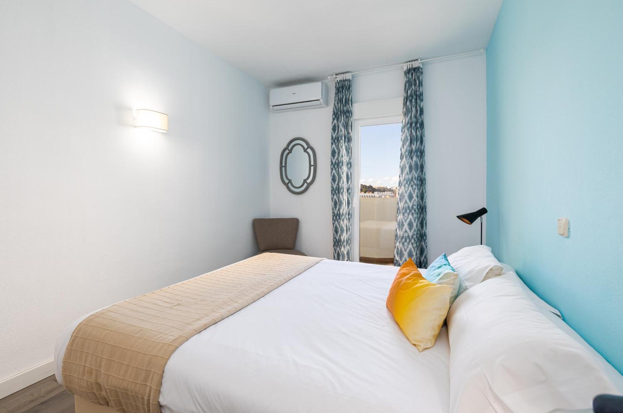 Holidays2Benal Beach Terraza Solarium เบนัลมาเดนา ภายนอก รูปภาพ