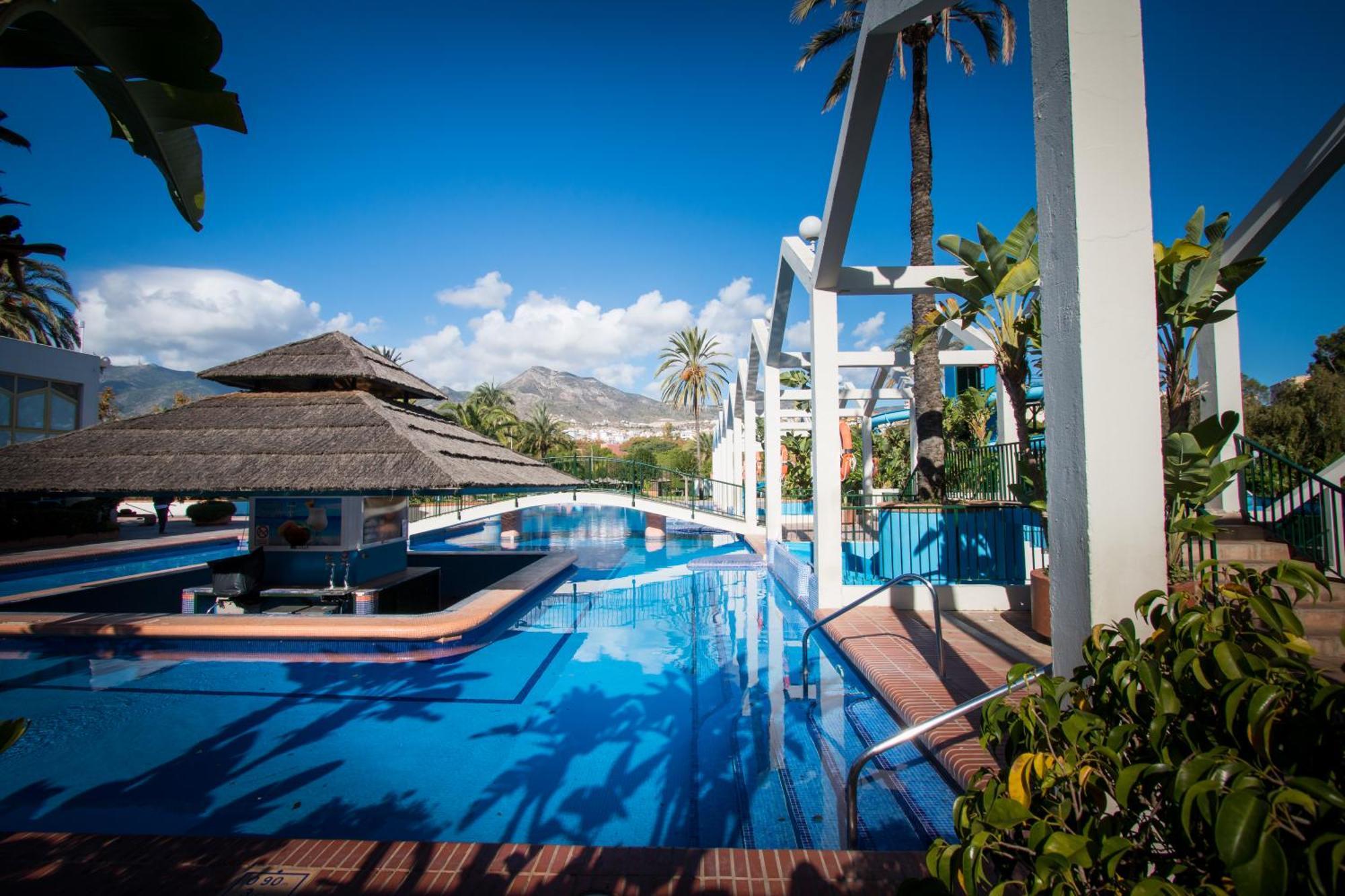 Holidays2Benal Beach Terraza Solarium เบนัลมาเดนา ภายนอก รูปภาพ