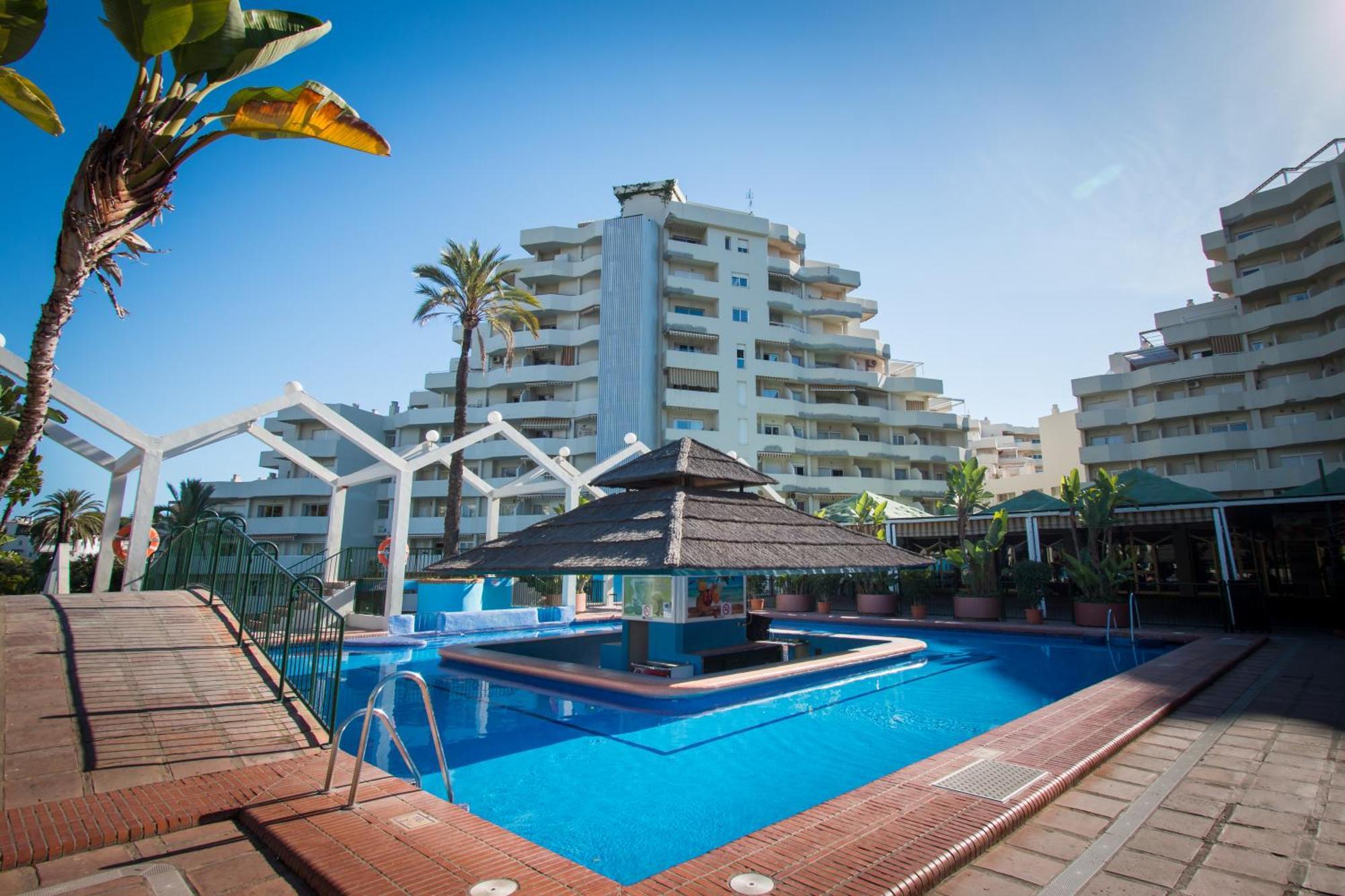 Holidays2Benal Beach Terraza Solarium เบนัลมาเดนา ภายนอก รูปภาพ
